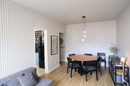 Apartamento à venda com 70m², 2 quartos e 1 vagaSala