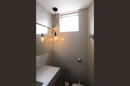 Apartamento à venda com 70m², 2 quartos e 1 vagaBanheiro de serviço