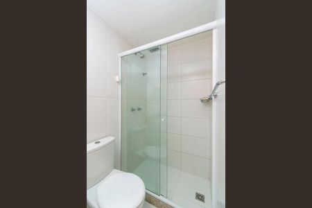 Apartamento para alugar com 60m², 2 quartos e sem vagaBanheiro da Suíte