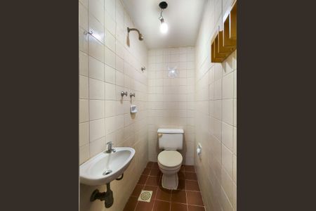 Apartamento à venda com 76m², 2 quartos e 1 vaga Apartamento à venda com 76m², 2 quartos e 1 vagaBanheiro de serviço