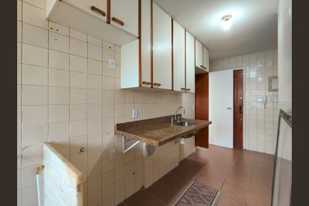 Apartamento à venda com 76m², 2 quartos e 1 vaga Apartamento à venda com 76m², 2 quartos e 1 vagaCozinha