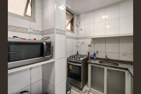 Apartamento à venda com 76m², 2 quartos e 1 vaga Apartamento à venda com 76m², 2 quartos e 1 vagaÁrea comum - Playground