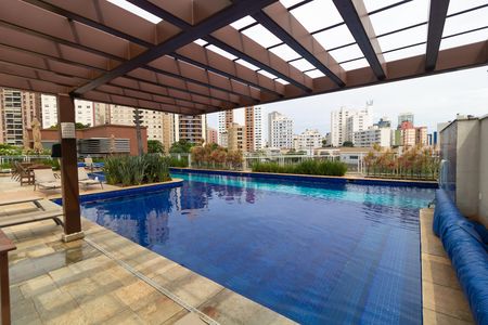 Apartamento à venda com 67m², 2 quartos e 1 vaga Apartamento à venda com 67m², 2 quartos e 1 vagaÁrea comum - Piscina