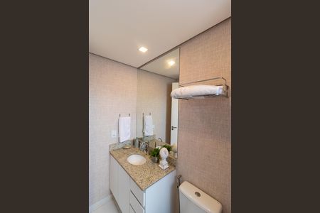 Apartamento à venda com 67m², 2 quartos e 1 vaga Apartamento à venda com 67m², 2 quartos e 1 vagaBanheiro da Suíte
