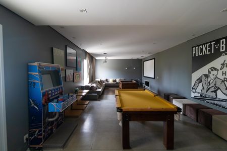 Apartamento à venda com 67m², 2 quartos e 1 vaga Apartamento à venda com 67m², 2 quartos e 1 vagaÁrea comum - Salão de jogos