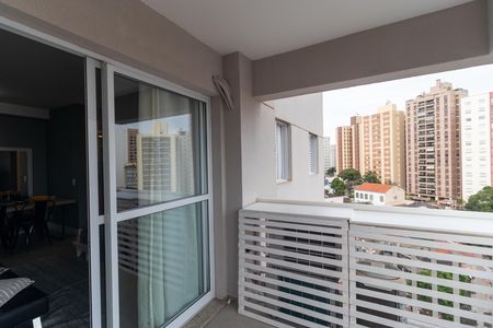 Apartamento à venda com 67m², 2 quartos e 1 vaga Apartamento à venda com 67m², 2 quartos e 1 vagaSacada