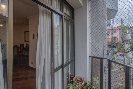 Apartamento à venda com 93m², 3 quartos e 2 vagassacada na sala_4