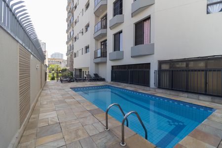 Apartamento à venda com 93m², 3 quartos e 2 vagas Apartamento à venda com 93m², 3 quartos e 2 vagasPiscina