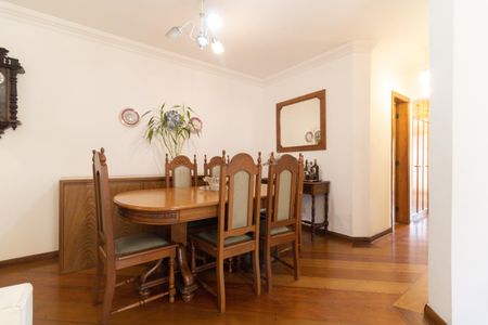 Apartamento à venda com 93m², 3 quartos e 2 vagas Apartamento à venda com 93m², 3 quartos e 2 vagasSala