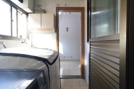 Apartamento à venda com 93m², 3 quartos e 2 vagas Apartamento à venda com 93m², 3 quartos e 2 vagasLavanderia