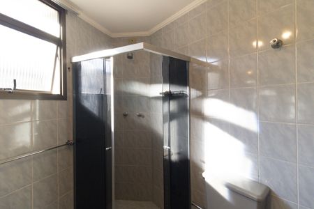 Apartamento à venda com 93m², 3 quartos e 2 vagas Apartamento à venda com 93m², 3 quartos e 2 vagasBanheiro da Suíte
