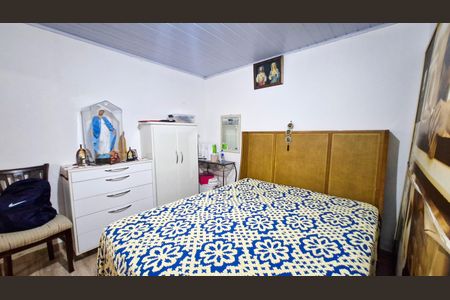 Quarto de casa para alugar com 2 quartos, 160m² em Jardim Guarapiranga, São Paulo