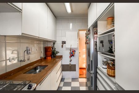 Apartamento à venda com 156m², 3 quartos e 2 vagasCozinha 