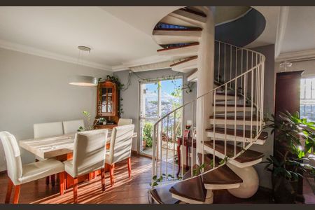 Apartamento à venda com 156m², 3 quartos e 2 vagasSala