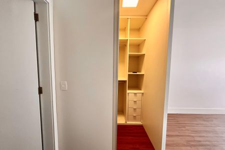 Apartamento para alugar com 95m², 2 quartos e 1 vagaSuite 