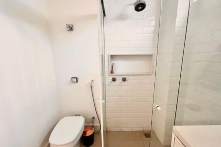 Apartamento para alugar com 95m², 2 quartos e 1 vagaBanheiro social 