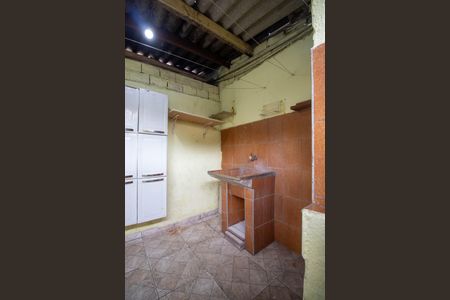 Casa para alugar com 72m², 2 quartos e 1 vagaÁrea de Serviço