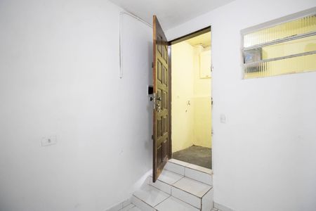 Sala 1 de casa para alugar com 2 quartos, 72m² em Vila Nova Pirajussara, São Paulo