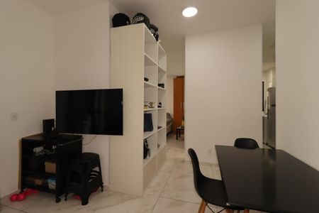 Apartamento à venda com 109m², 2 quartos e 1 vagaSala