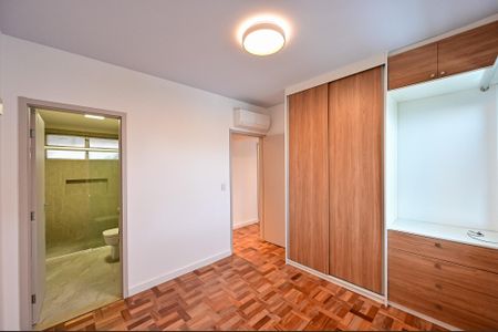 Suíte de apartamento para alugar com 3 quartos, 70m² em Vila Mariana, São Paulo