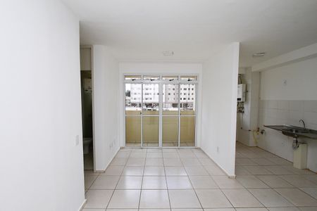 Sala de apartamento para alugar com 2 quartos, 67m² em Jk, Contagem