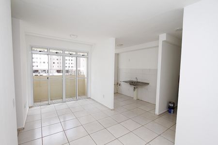 Sala de apartamento para alugar com 2 quartos, 67m² em Jk, Contagem