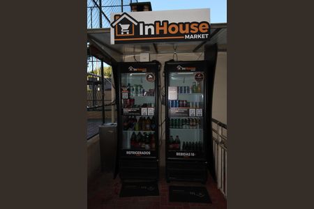 Apartamento para alugar com 54m², 2 quartos e 1 vagaÁrea comum - Mini Mercado