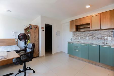 Studio à venda com 30m², 1 quarto e sem vaga Studio à venda com 30m², 1 quarto e sem vagaSala/Cozinha