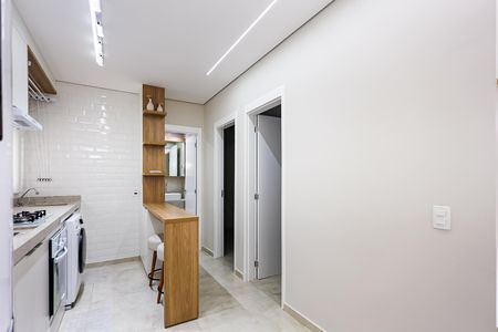 Cozinha de apartamento para alugar com 2 quartos, 50m² em Jardins do Império, Indaiatuba