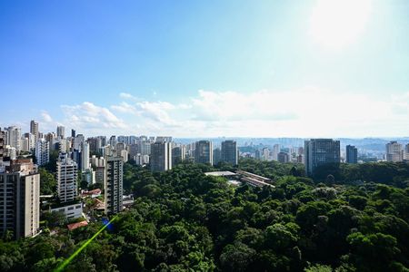 Vista de apartamento à venda com 3 quartos, 150m² em Vila Suzana, São Paulo