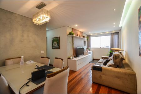 Sala Ambientes de apartamento para alugar com 3 quartos, 90m² em Funcionários, Belo Horizonte