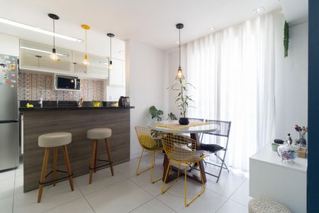 Apartamento à venda com 59m², 2 quartos e 1 vaga Apartamento à venda com 59m², 2 quartos e 1 vagaSala