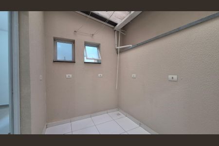 Apartamento para alugar com 62m², 2 quartos e 1 vaga Apartamento para alugar com 62m², 2 quartos e 1 vagaLavanderia