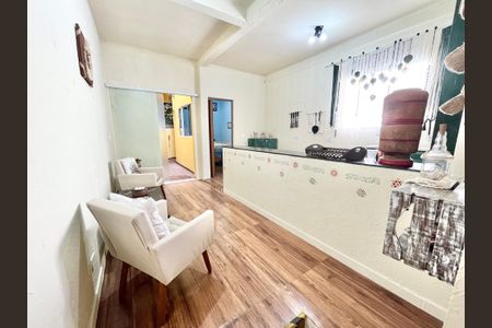 Casa à venda com 120m², 5 quartos e 4 vagasSala/Cozinha