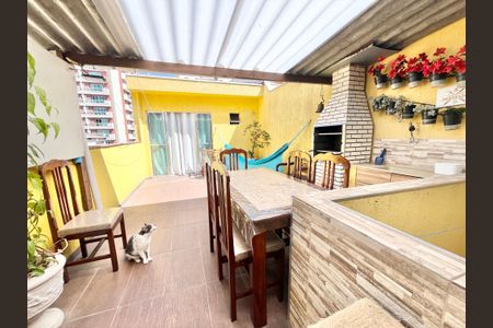 Casa à venda com 120m², 5 quartos e 4 vagasÁrea gourmet