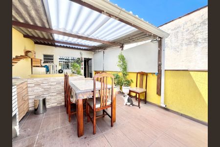 Casa à venda com 120m², 5 quartos e 4 vagasÁrea gourmet