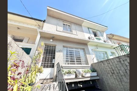 Casa à venda com 120m², 5 quartos e 4 vagasEntrada