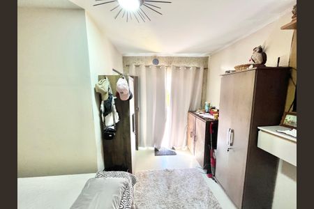 Casa à venda com 120m², 5 quartos e 4 vagasQuarto de Serviço