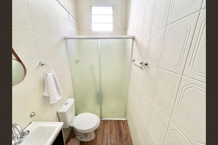 Casa à venda com 120m², 5 quartos e 4 vagasBanheiro 2