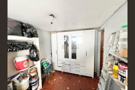 Casa à venda com 120m², 5 quartos e 4 vagasQuarto / Despensa