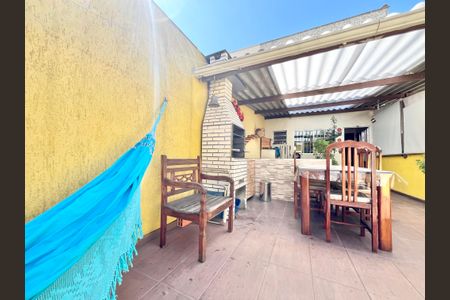 Casa à venda com 120m², 5 quartos e 4 vagasÁrea gourmet