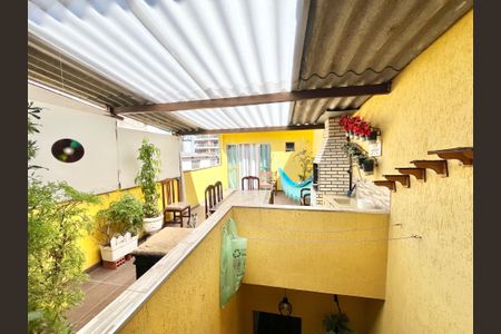 Casa à venda com 120m², 5 quartos e 4 vagasÁrea gourmet