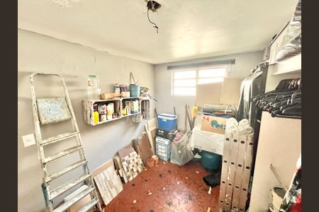 Casa à venda com 120m², 5 quartos e 4 vagasQuarto / Despensa