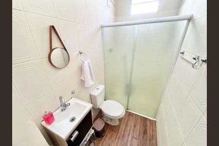 Casa à venda com 120m², 5 quartos e 4 vagasBanheiro 2