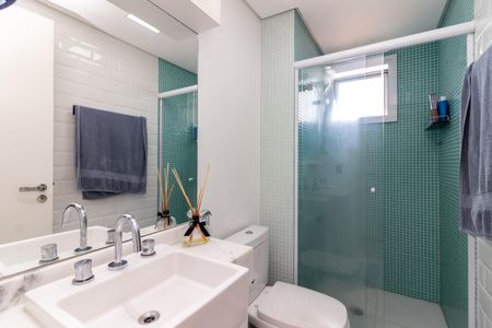 Apartamento para alugar com 62m², 2 quartos e 2 vagas Apartamento para alugar com 62m², 2 quartos e 2 vagasBanheiro da Suíte