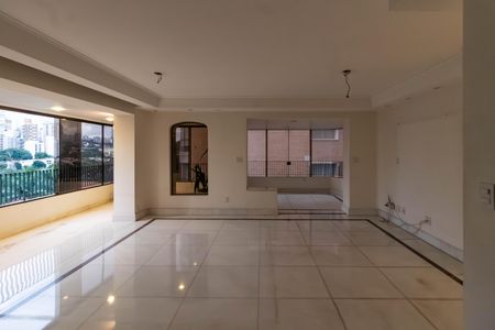 Apartamento à venda com 4 quartos, 266m² em Pacaembu, São Paulo