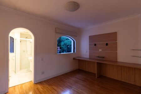 Apartamento à venda com 266m², 4 quartos e 4 vagasSuíte 3