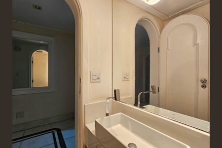 Apartamento à venda com 266m², 4 quartos e 4 vagasLavabo