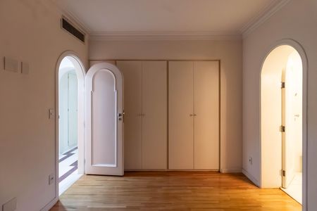 Apartamento à venda com 266m², 4 quartos e 4 vagasSuíte 3