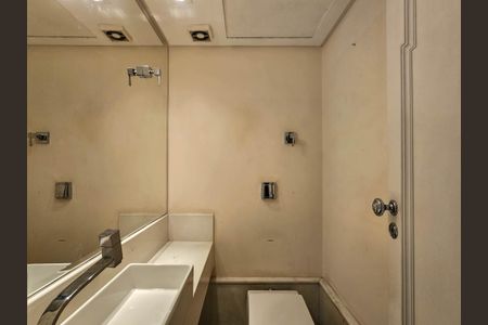 Apartamento à venda com 266m², 4 quartos e 4 vagasLavabo